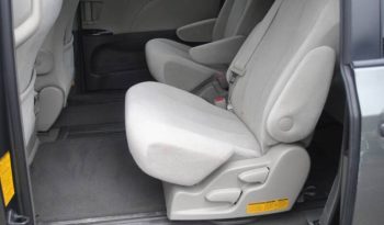 2012-toyota-sienna-le-7-passenger-auto-access-seat-4dr-mini-van-10