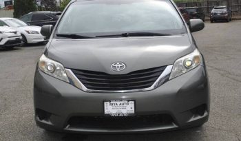 2012-toyota-sienna-le-8-passenger-4dr-mini-van-v6-1