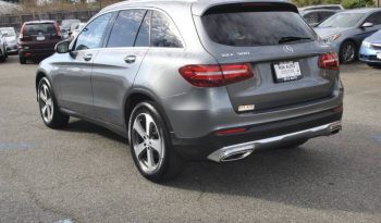 2016-mercedes-benz-glc-glc-300-4matic-awd-4dr-suv-42