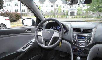 2017-hyundai-accent-se-4dr-sedan-6a-11