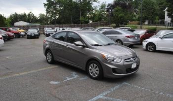 2017-hyundai-accent-se-4dr-sedan-6a