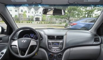2017-hyundai-accent-se-4dr-sedan-6a-8
