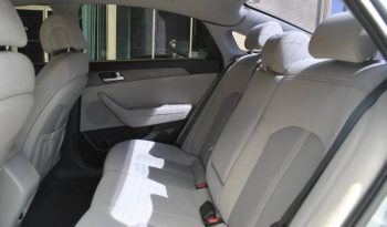 2017-hyundai-sonata-base-4dr-sedan-pzev-37