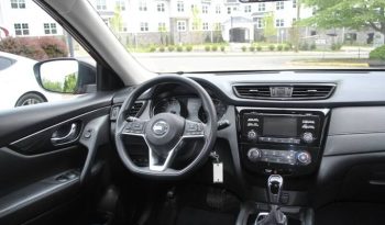 2017-nissan-rogue-s-awd-4dr-crossover-13