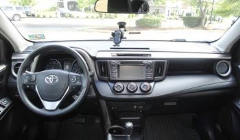 2017-toyota-rav4-le-awd-4dr-suv-20