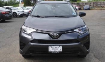 2017-toyota-rav4-le-awd-4dr-suv-30
